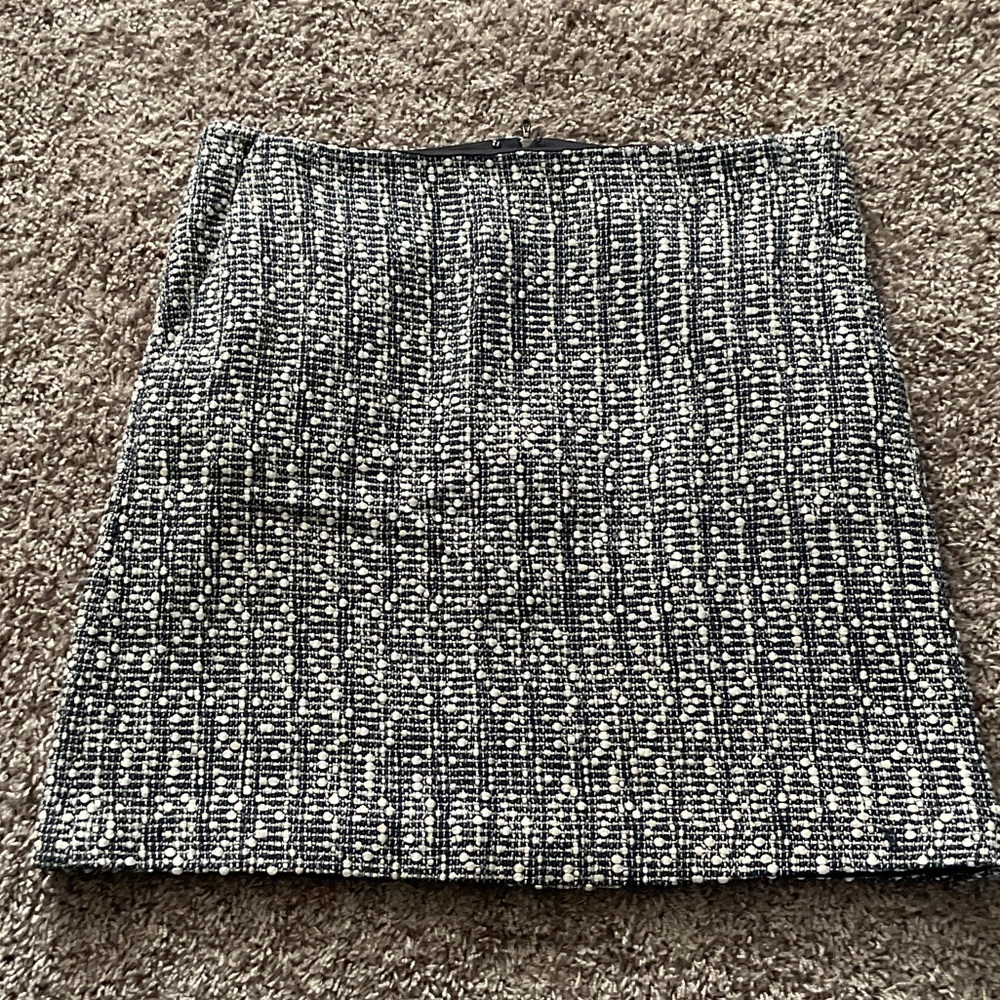 Ann Taylor Monochrome Textured Pencil Skirt, Size 12